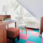 Erica Hotel *