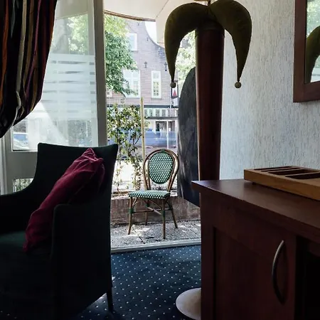 Erica Hotel *